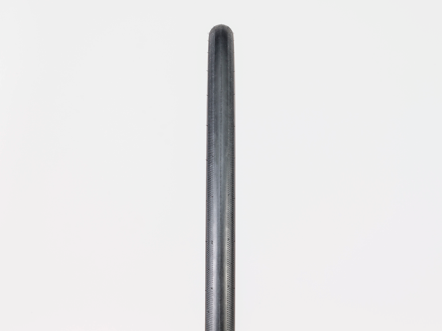 Bontrager R3 Hard-Case Lite TLR Road Tyre