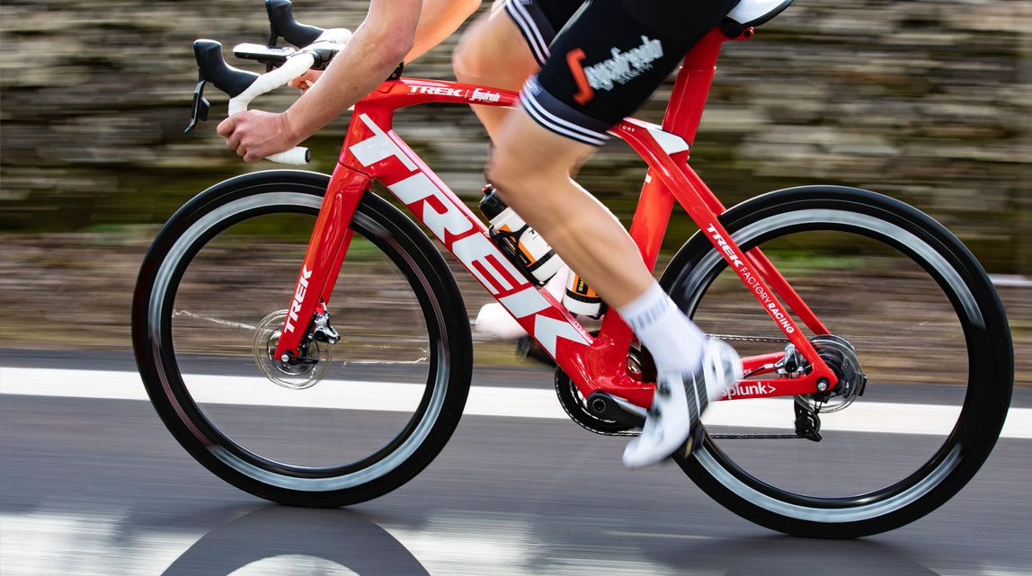 Bontrager R3 Hard-Case Lite Road Tyre