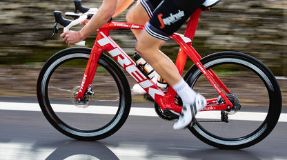 Bontrager R3 Hard-Case Lite Road Tyre