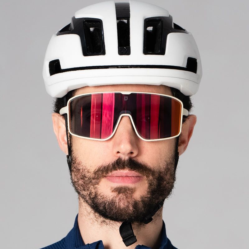 ULAC Neo Vue OTAKU Off White / Rally Red Photochromic